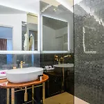 L'avvenire Ξενοδοχείο 4*