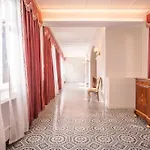 L'avvenire Ξενοδοχείο 4*