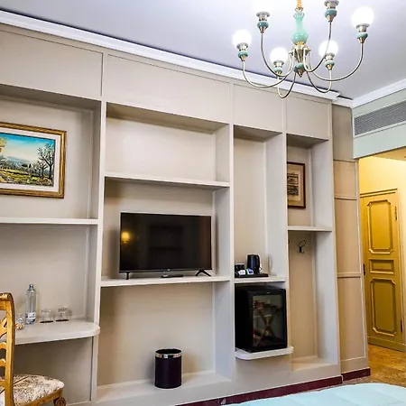 Hotel L'avvenire 4*