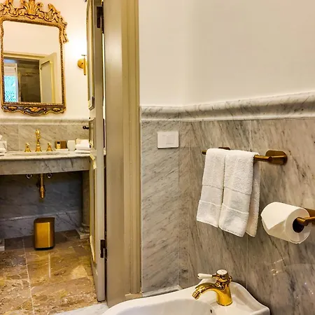 Hotel L'avvenire 4*